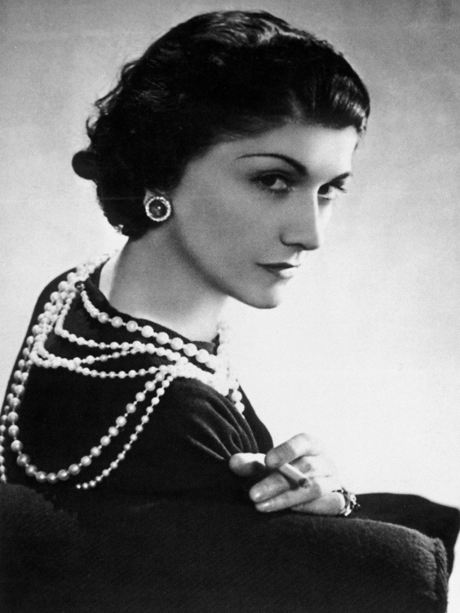 1910 Coco Chanel 1910 Coco Chanel