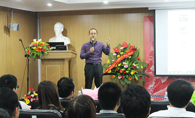 Gala dinner 2013 giao lưu học viên sinh viên Khoa Kinh tế Chính trị 01 Gala dinner 2013 giao lưu học viên sinh viên Khoa Kinh tế Chính trị 01