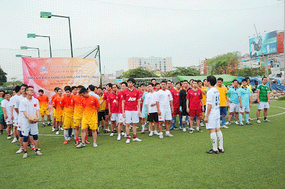 Giải bóng đá mini khoa Kinh tế Chính trị lần thứ nhất năm 2013 Giải bóng đá mini khoa Kinh tế Chính trị lần thứ nhất năm 2013